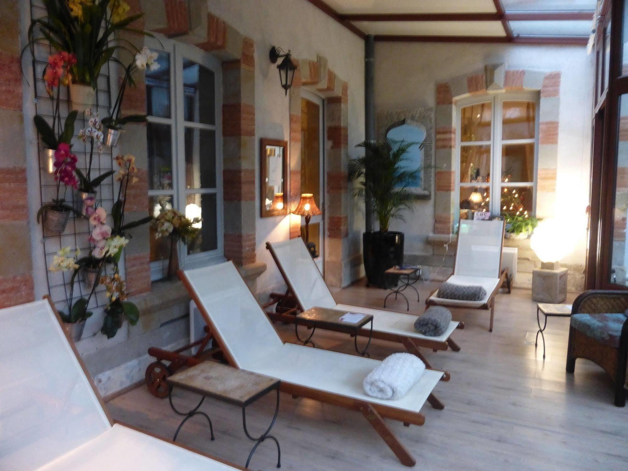Le Pavillon Du Chateau, Hotel & Spa Ровел Екстериор снимка