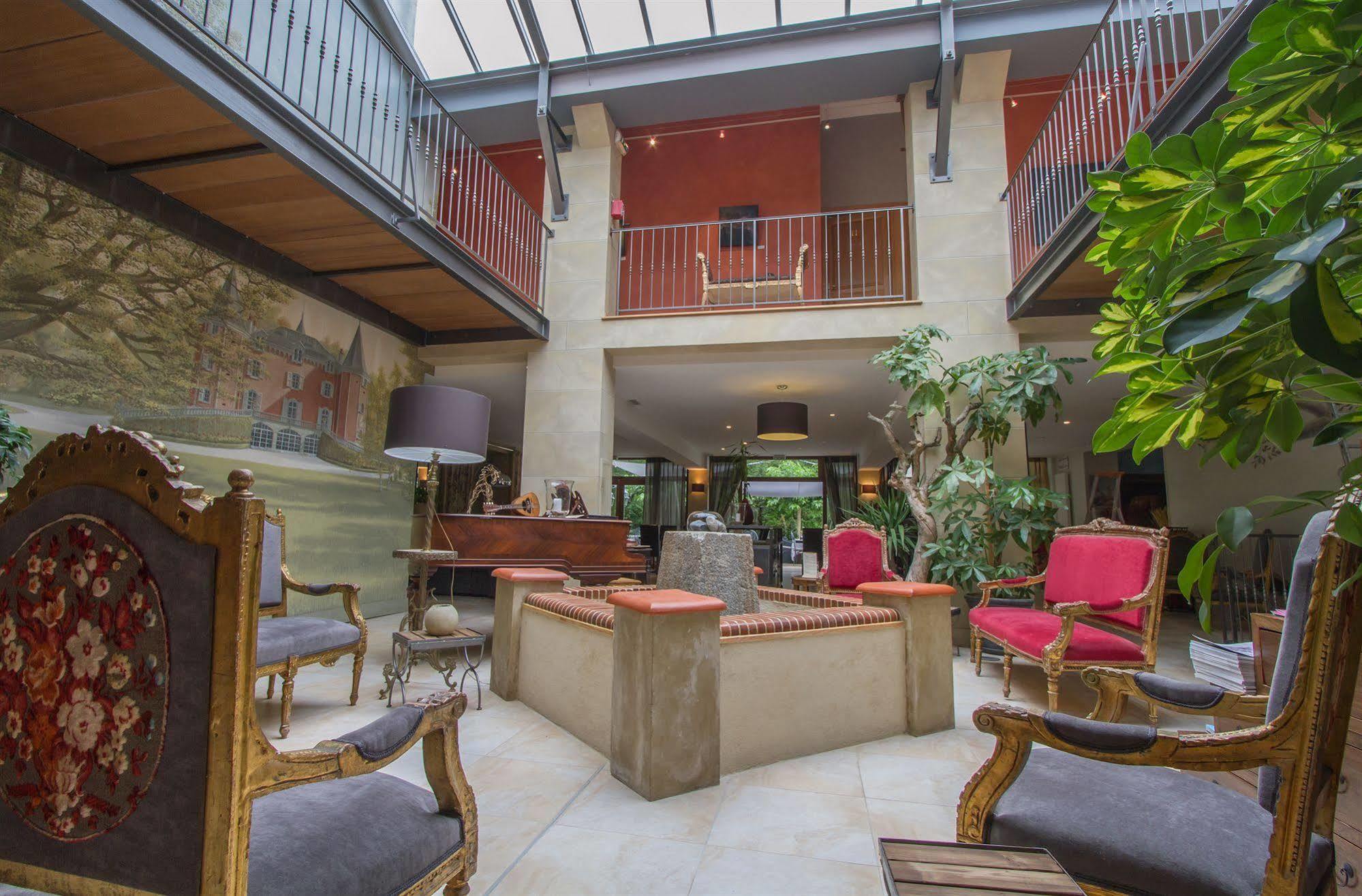 Le Pavillon Du Chateau, Hotel & Spa Ровел Екстериор снимка