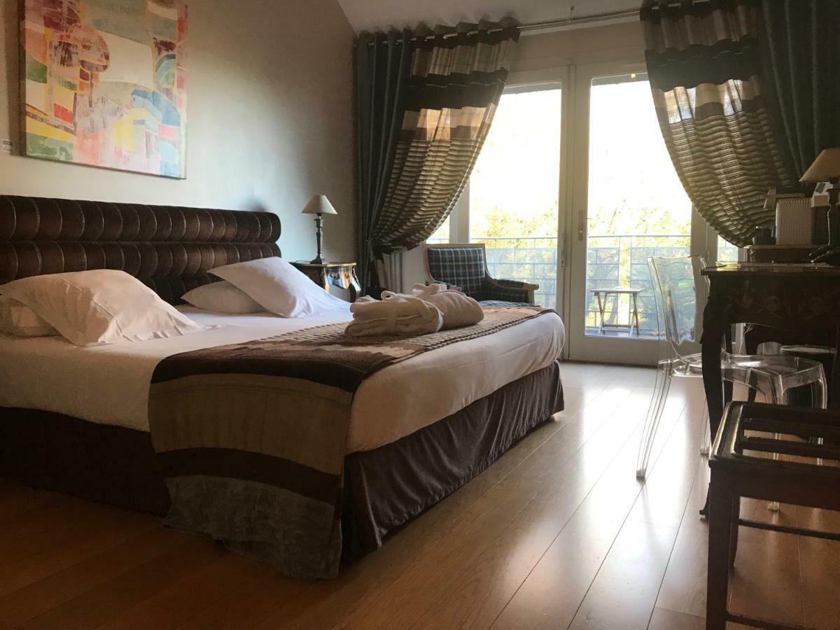 Le Pavillon Du Chateau, Hotel & Spa Ровел Екстериор снимка