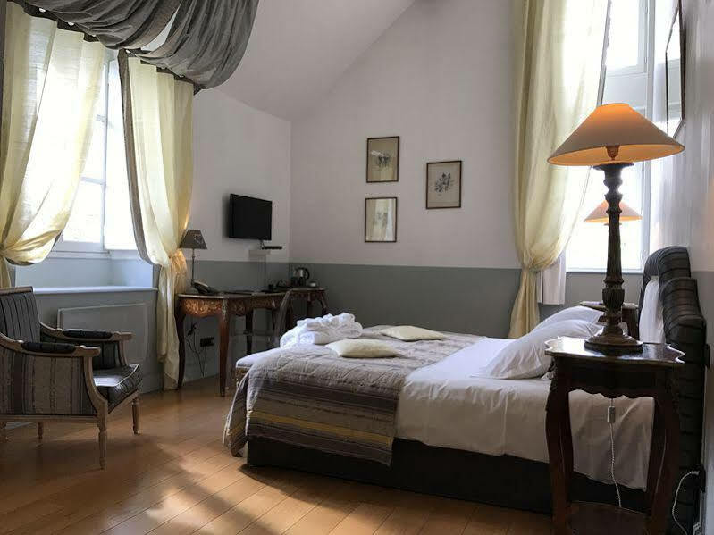 Le Pavillon Du Chateau, Hotel & Spa Ровел Екстериор снимка