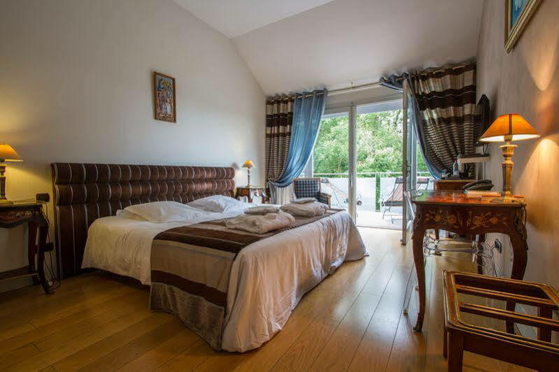 Le Pavillon Du Chateau, Hotel & Spa Ровел Екстериор снимка